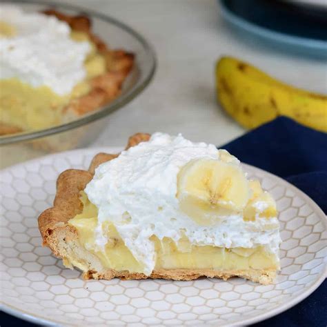 banana cream pie recipe   foodology geek