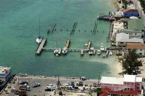 Weech S Bimini Dock In Bi Bahamas Marina Reviews Phone Number