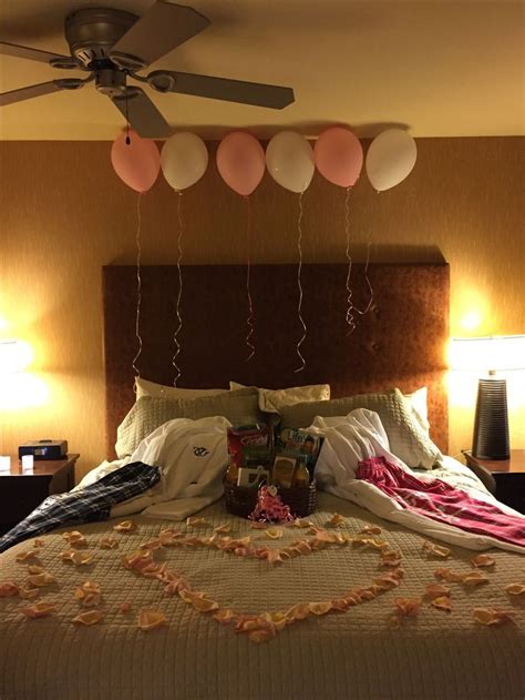 create  romantic valentines day bedroom    senses fun