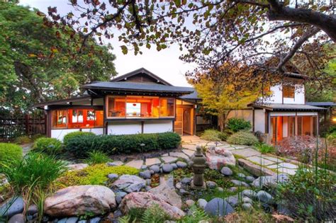 japanese traditional estate google search japanese home exterior japanese style house