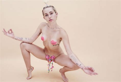 Miley Cyrus Naked Leaked 23 Uhq Photos Thefappening