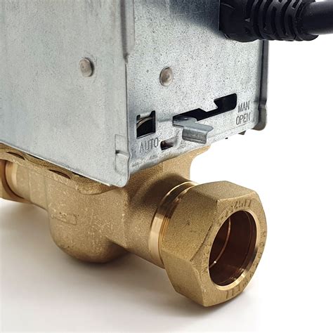honeywell vh   port motorised zone valve mm vh specialists  plumbing