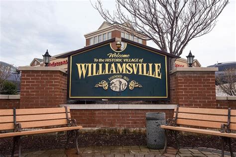 day  williamsville photo essay  people places  upstate ny