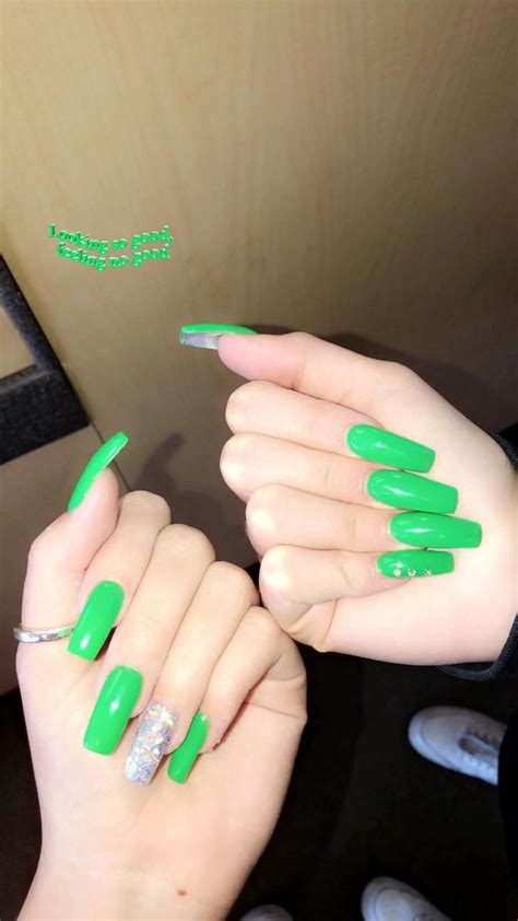 neon green nails video gel nails acrylic nails green nails