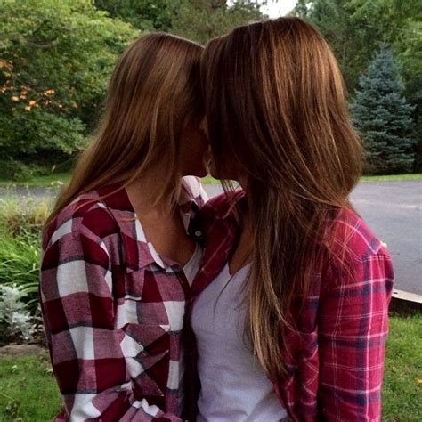 lesbian kisses