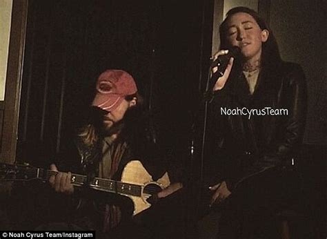 Miley Cyrus Sister Noah Gives Impromptu Concert In La