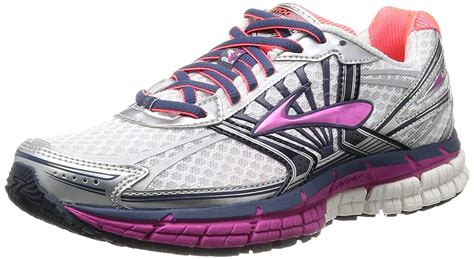 running shoes  women choose   fitting  comfort fashionarrowcom