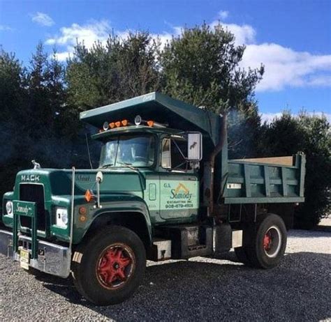 mack single axle dump truck hp spd super strong running truck