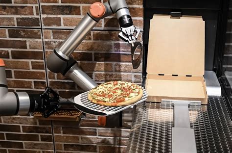 pazzi  worlds  autonomous pizza robot