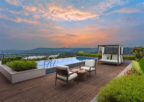hilton goa resort   official hospitality partner  luxury symposium  hotelier india