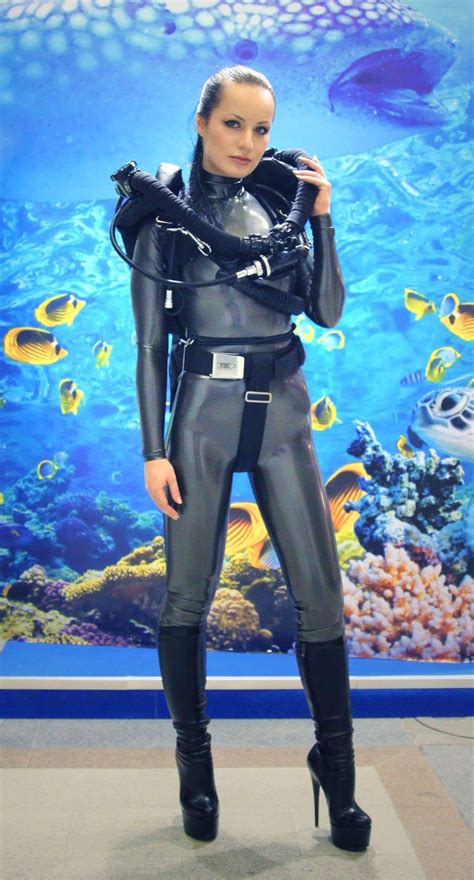 pin on scuba women