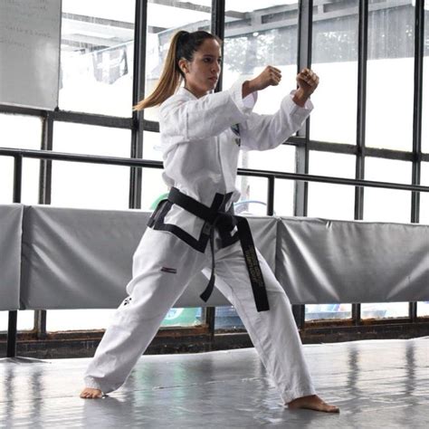 Pin By James Colwell On Karate Martial Arts Women Female Martial