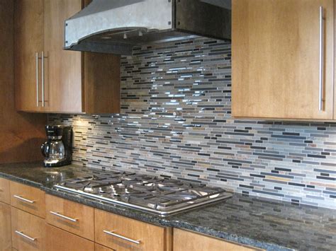 Linear Glass Tiles Horizontal For Backsplash Kitchen Design Kitchen