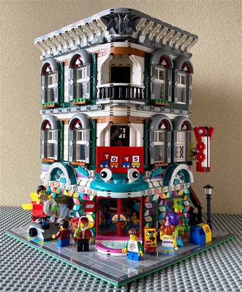corner toy shop  modular lego moc everydaybricks