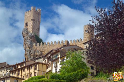 foto castillo de frias frias burgos espana