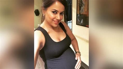 sameera reddy to trolls body shaming her during pregnancy