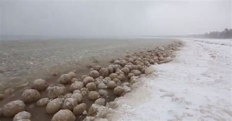 video us polar vortex turns lake michigan into a sea of