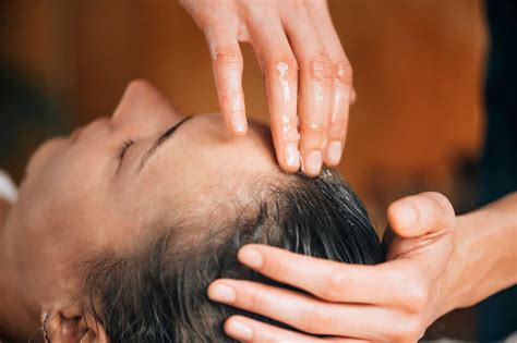 guide to oils for indian head massage massage gear guru