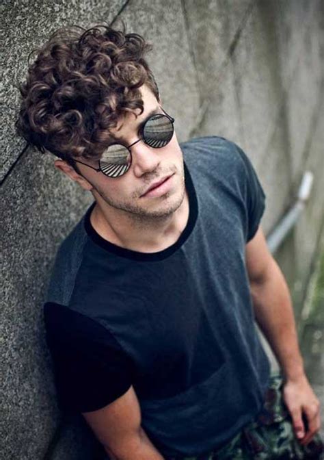 45 amazing curly hairstyles for men inspiration and ideas