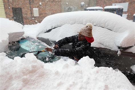 snowstorm  bring    feet  snow whiteout conditions  ny