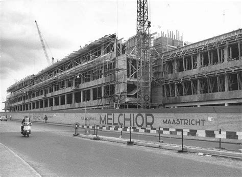 maastricht  jaren zestig bouw van het nieuwe stadskantoor dat inmiddels plaats heeft