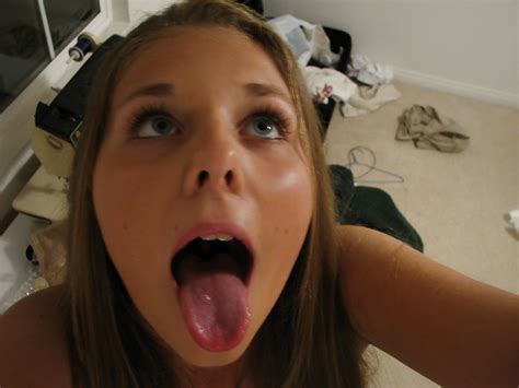 cum targets mouth wide open