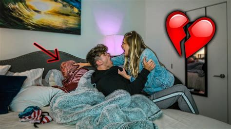 cheating husband caught with 4 women in bed 😱😱 youtube
