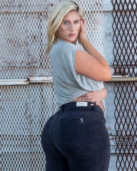 big butt in tight jeans pawg