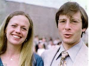 robert durst s second wife controls their real estate empire sources claim daily mail online