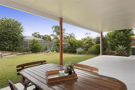 3 copping court sinnamon park qld 4073