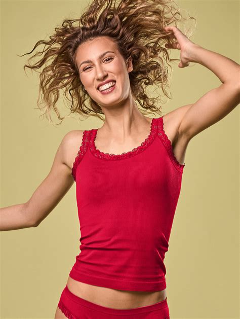 Women’s Lace Camisole Red Focenza