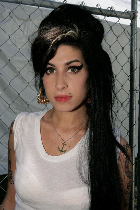 Better Times Amy Winehouses 25 Most Memorable Moments Winehouse