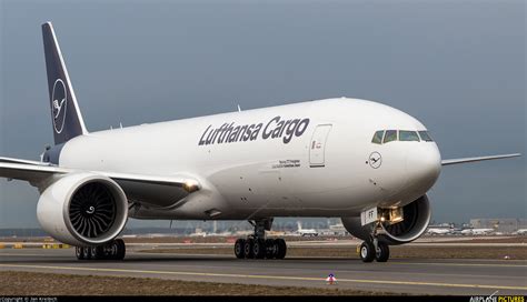 Lufthansa Cargo 777f Hot Sex Picture