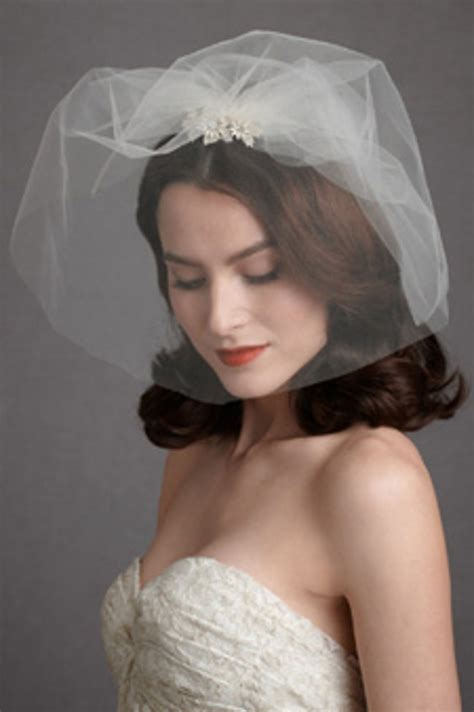27 wedding veils for classic brides modern brides and brides who want