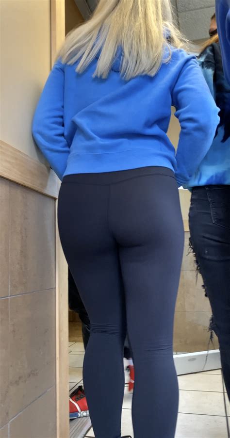 Blonde Ass In Class Spandex Leggings And Yoga Pants Forum 2a7