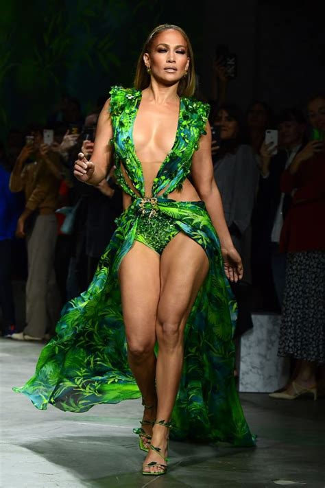 Jennifer Lopez Wore A New Green Dress On The Versace