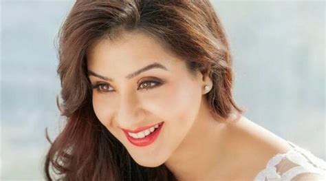 Shilpa Shinde Files Defamation Case Against Three Film And Tv