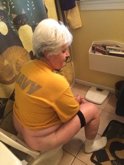 My Fat Wife Marcie Peeing Id Love Her To Pee In F Tumbex