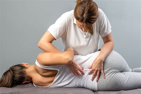 4 truly noteworthy benefits of chiropractic treatment for