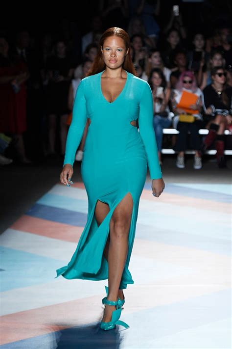 5 plus size models just walked in christian siriano s