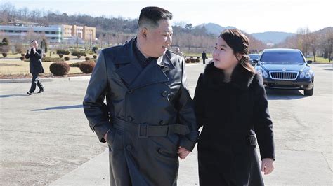 La Hija De Kim Jong Un Tuvo Una Nueva Aparición Junto A Su Padre Y