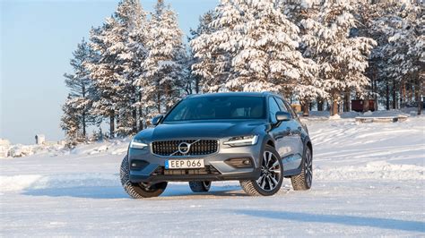 drive review   volvo  cross country  swedish perfection  wheels