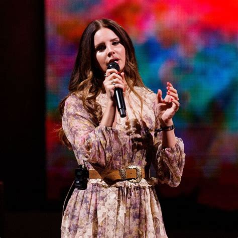 Song Review Lana Del Rey ‘paradise Is Very Fragile’ Poem