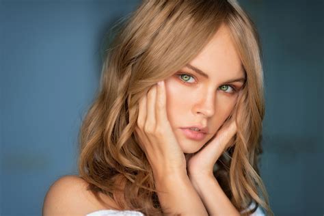 Anastasiya Scheglova Blonde Girl Green Eyes Model Russian Woman