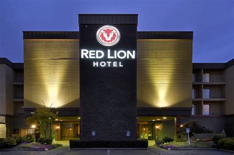 red lion hotel salem subleague