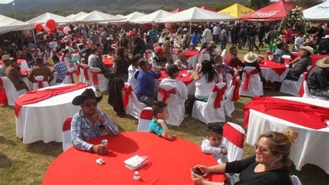 thousands attend mexican girl s party after viral invitation bbc news
