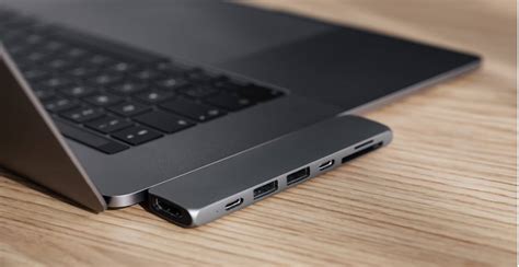 thin laptop reviews   powerful   slim case