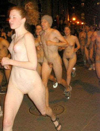 naked run photo latinas sexy pics