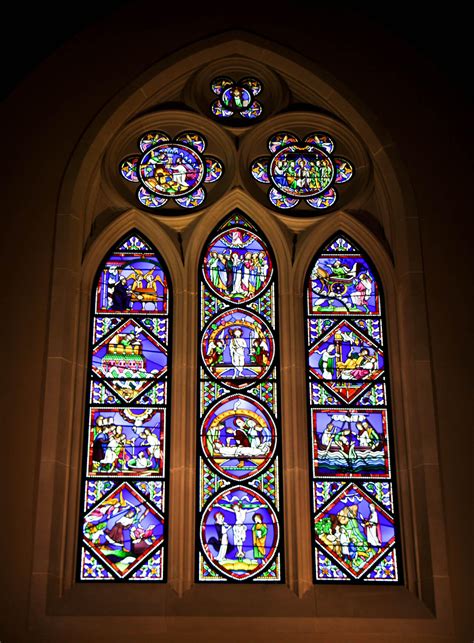 fascinating     stained glass window   dallas church kera news