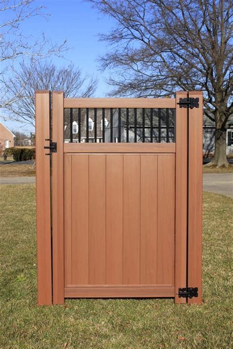 build  good wooden fence gate clinton fence company